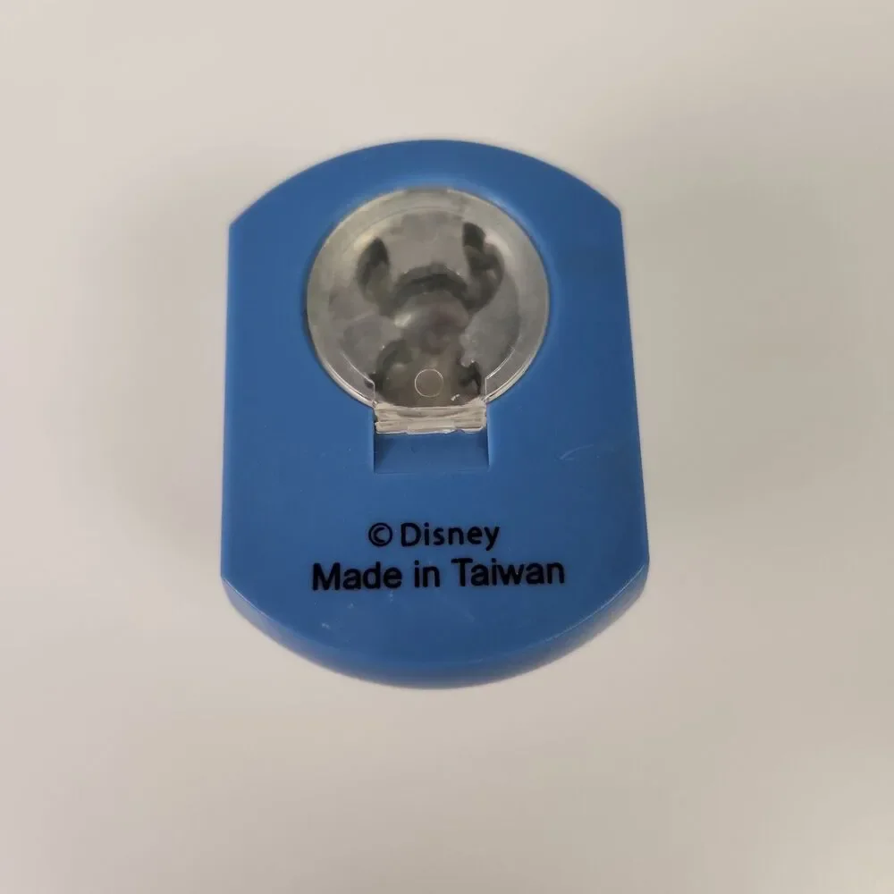 Walt Disney World Stitch Craft Hole Punch Cutter Scrapbooking